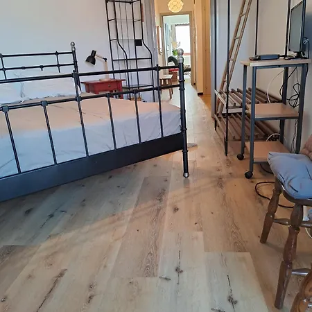 Picadilly Escape 70 M2 - T128